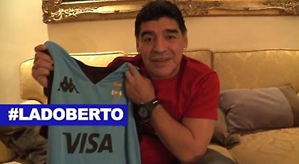 Ευχές Μαραντόνα στην μπασκετική Αργεντινή (video)