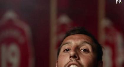 Χτυπά με χιούμορ την ομοφοβία η Άρσεναλ (video)