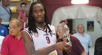 Δε σταματά τις μεταγραφές…