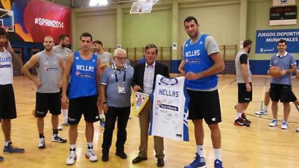 Ο πρέσβης και η Εθνική που μας… κακομαθαίνει