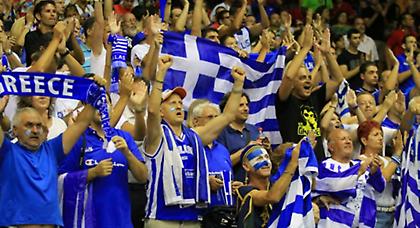 Το επίτευγμα αυτής της ομάδας είναι ότι την χειροκροτούν οι Ελληνες…