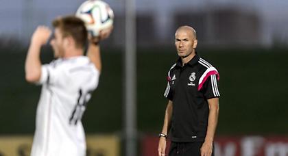 Τρίτωσε το κακό για Ζιντάν