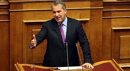 Βορίδης: «Έκαναν τεστ... Παπ σε άνδρα»