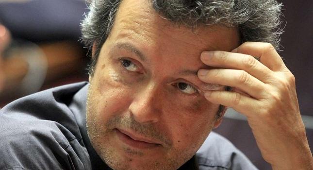 «Ασυναγώνιστη η συνταγή 'υπόσχομαι τα πάντα'»