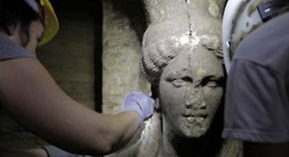 Ανακαλύφτηκε η είσοδος του τρίτου θαλάμου στην Αμφίπολη