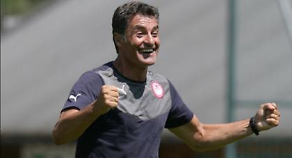 «Να παραδοθούμε; Όχι εμείς»