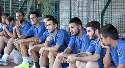 Διώχνουν την ΑΕΚ από το Μενίδι