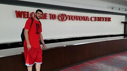 Ο «Παπ» στο νέο του σπίτι (pics)