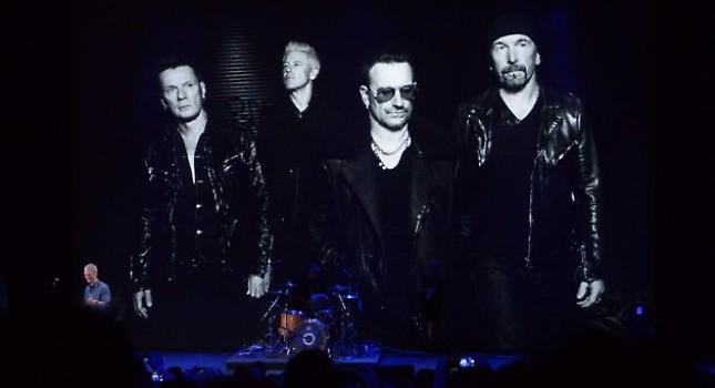 Ο Μπόνο και η Apple καταπολεμούν την πειρατεία!