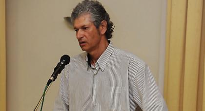 Παραιτήθηκε ο Παπαγεωργίου, προς παραμονή ο Γαλανός