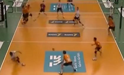 Καρφί... κατακέφαλα  (video)