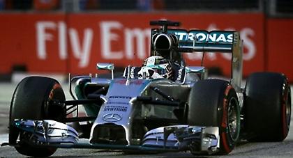 Χάμιλτον… στην τρίχα