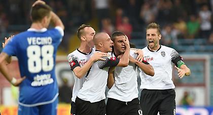 «Σεφτέ» με ανατροπή (video)