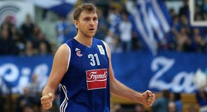 Συμπαίκτες Ζίζιτς και Μπετσίροβιτς