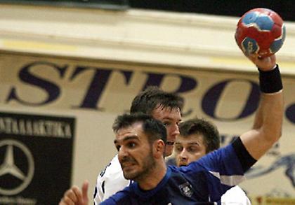 «Αντίο» από Μουντζουρίδη