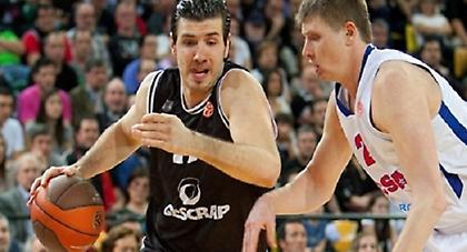 Πήρε Μπάνιτς και Ρένφρο η Άλμπα