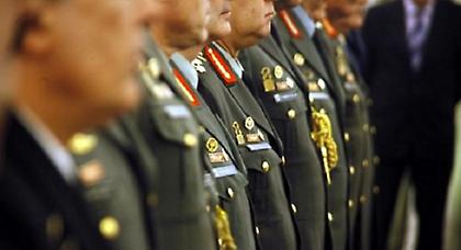 Αυξήσεις από το Νοέμβριο στους ένστολους