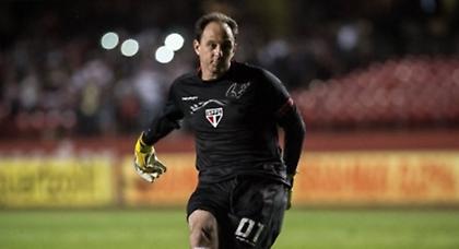 Δε σταματά ο… γερο-Σένι (video)