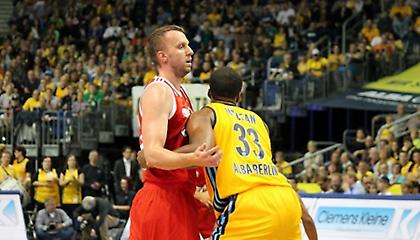 Το σήκωσε στο σπίτι της η Άλμπα