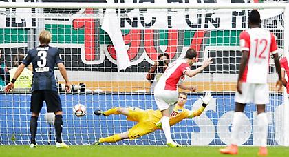 Η μία στα ύψη, η άλλη σε κρίση