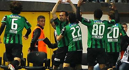 «Κάρφωσε» και την Φενέρ ο Γκέκας! (video)