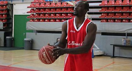 Αναβάλλεται το ντεμπούτο με την ΑΕΚ