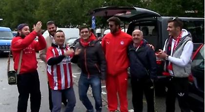 Σύνθημα νίκης στο Μάλμε (video)