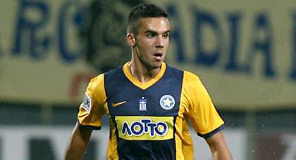 Εκτός ο Κουρμπέλης