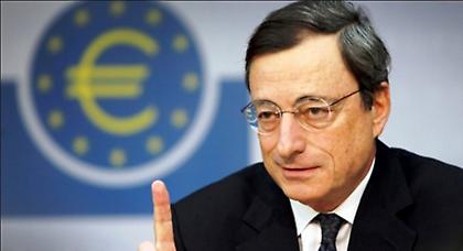 Δίλημμα- φωτιά από τον Ντράγκι για τα ελληνικά ομόλογα