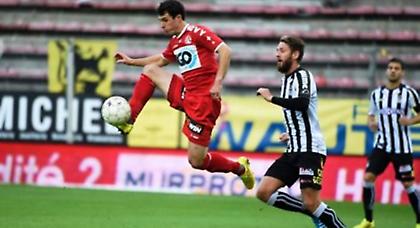 Η μία φόρτσαρε, η άλλη… άργησε