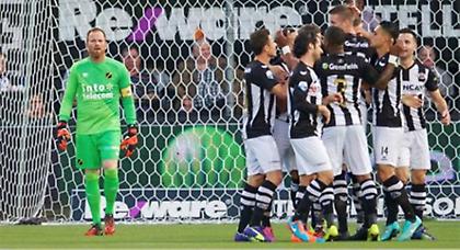 Ψηλά τα χέρια!