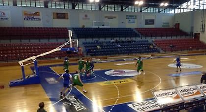 Νίκησε τη… γειτόνισσα