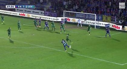 Δεν ήταν βολέ, ήταν… χειρουργείο! (video)