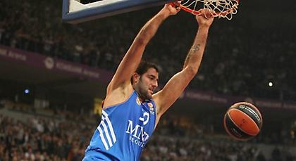 Την ξύπνησε ο Μπουρούσης