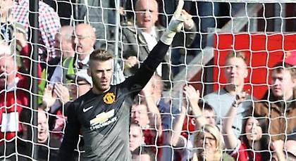 Άγαλμα, λαμπάδα και τα πάντα στον Ντε Χέα! (video)