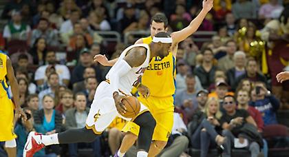 Ο Λεμπρόν, ο Μπλατ και οι… πρώην