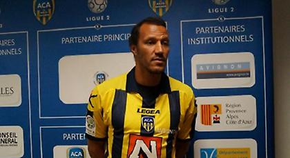 Στην Αρλ ο Ζεμπινά