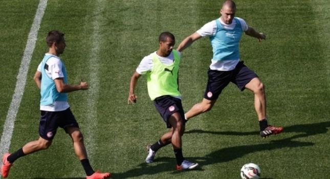 Μισός... Ολυμπιακός στο Ρέντη