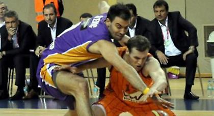 Τη «βρήκε» από την Ουσάκ…