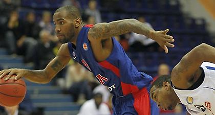 Έπιασε τους… Μπίσονς από τα κέρατα