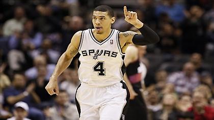 Απολογία Γκριν για την προσβολή του ολοκαυτώματος