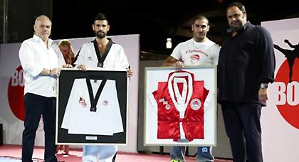 Εγκαίνια στα τμήματα πολεμικών τεχνών του Ολυμπιακού (pics)