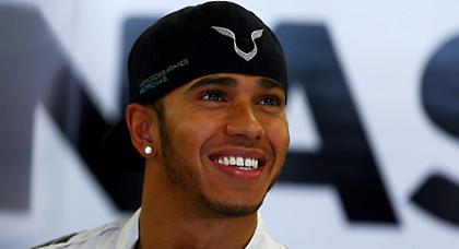 Ο Χάμιλτον στην pole-position