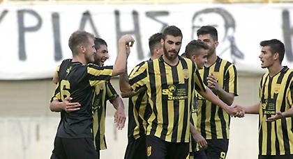 Νερό στο όνομά του!