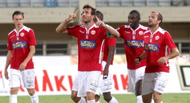 Με διεθνείς… πάνοπλος