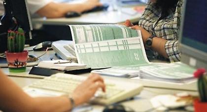 Έδωσε στην εφορία το...παιδί του!