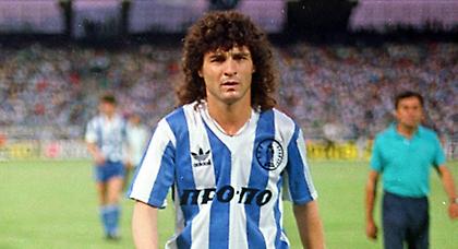 Μια σημαία βγαλμένη από άλλη εποχή