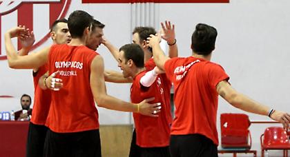 Μπαίνουν στον χορό Ολυμπιακός και ΠΑΟΚ