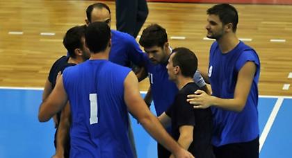 Παραδόθηκε -χωρίς ξένους- η ΑΕΚ