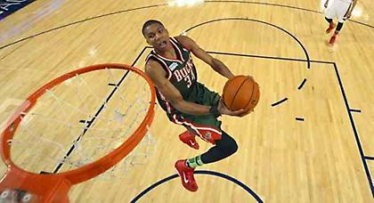 Σούπερ εμφάνιση Αντετοκούνμπο